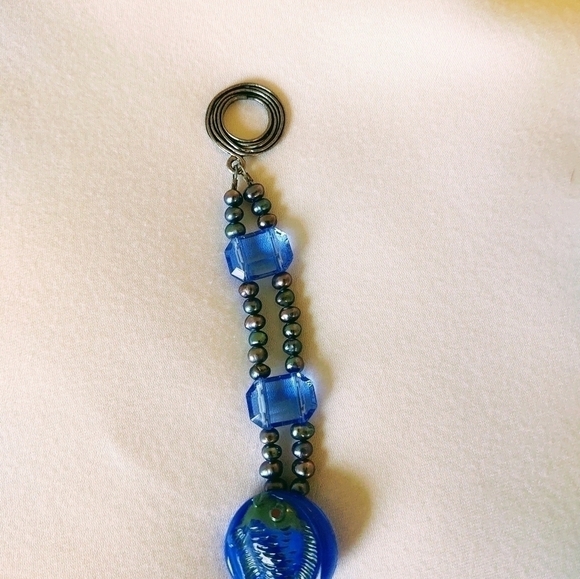 𝅺blue fish beaded braclet - Picture 2 of 4